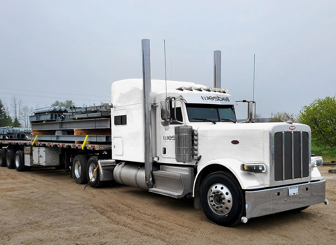 wesbell truck in white